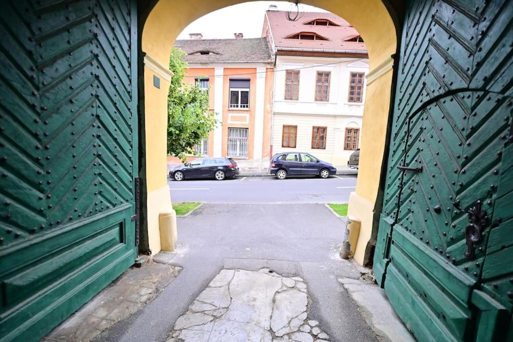 Flh - Althaus Apartment Sibiu Exterior photo